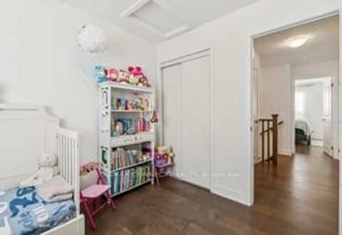 Photo 8 at 39 Turnberry Lane, Painswick South, Barrie