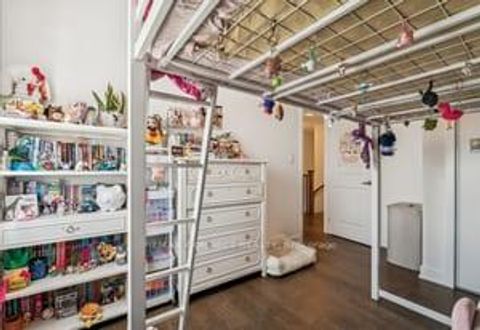 Photo 10 at 39 Turnberry Lane, Painswick South, Barrie