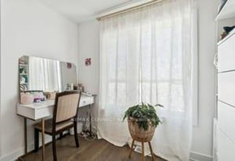 Photo 18 at 39 Turnberry Lane, Painswick South, Barrie