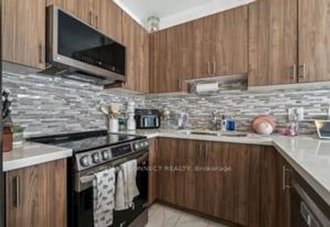 Photo 34 at 39 Turnberry Lane, Painswick South, Barrie