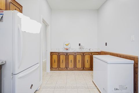 Photo 13 at 8 Caulfield Road, Old Rexdale, Toronto