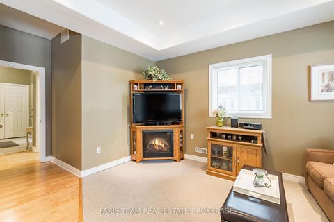 Photo 32 at 45 Hawkins Drive, Ardagh, Barrie