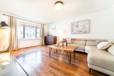 Photo 5 at 139 Kingsdale Avenue, Willowdale East, Toronto