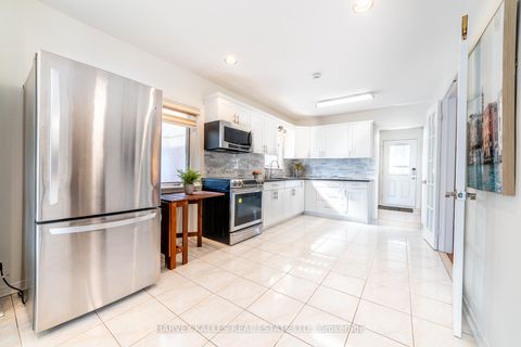 Photo 7 at 139 Kingsdale Avenue, Willowdale East, Toronto