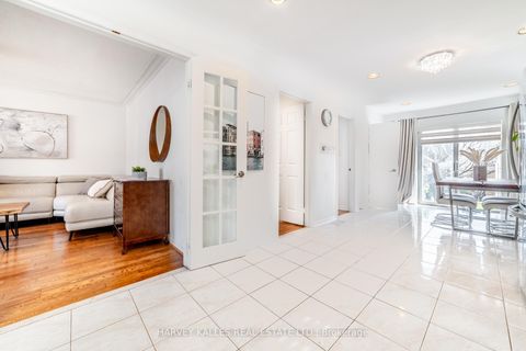 Photo 9 at 139 Kingsdale Avenue, Willowdale East, Toronto