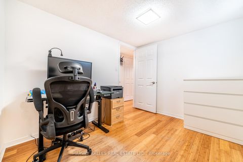Photo 23 at 139 Kingsdale Avenue, Willowdale East, Toronto