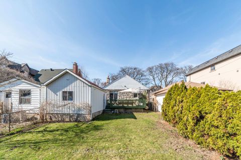 Photo 32 at 139 Kingsdale Avenue, Willowdale East, Toronto