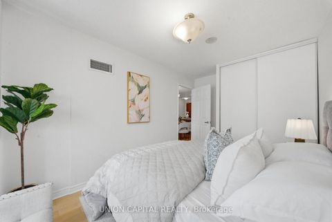 Photo 16 at 211 - 35 Hollywood Avenue, Willowdale East, Toronto