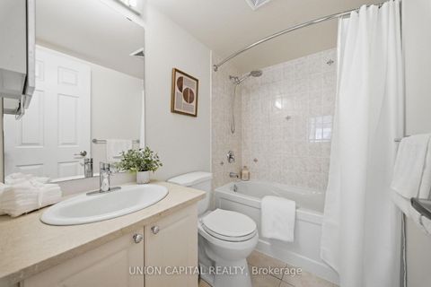 Photo 24 at 211 - 35 Hollywood Avenue, Willowdale East, Toronto