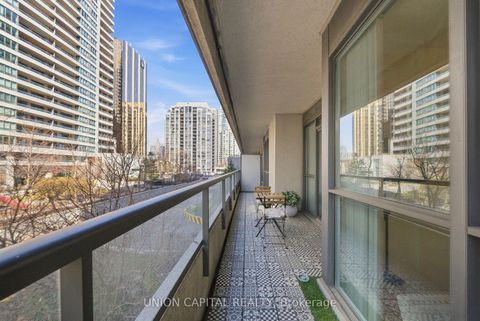 Photo 28 at 211 - 35 Hollywood Avenue, Willowdale East, Toronto