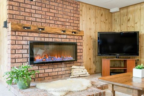 Photo 23 at 13 Jardine Crescent, Creemore, Clearview