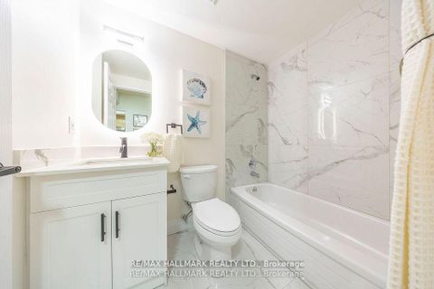 Photo 6 at 319 - 2351 Kennedy Road, Malvern West, Toronto