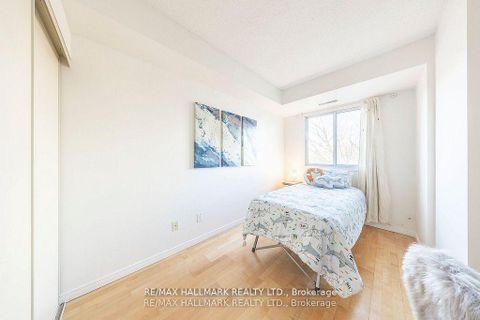 Photo 11 at 319 - 2351 Kennedy Road, Malvern West, Toronto