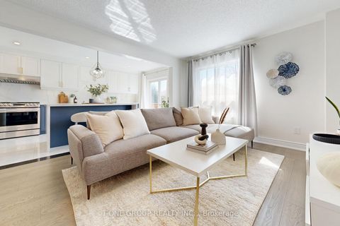 Photo 10 at 880 Isaac Phillips Way, Summerhill Estates, Newmarket