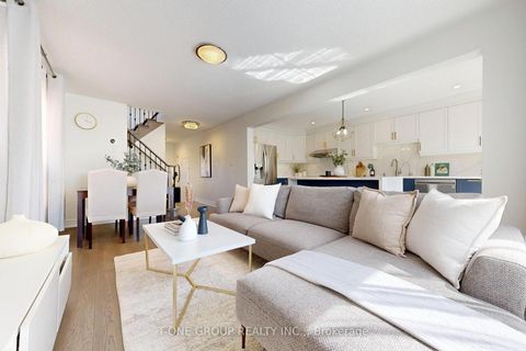 Photo 11 at 880 Isaac Phillips Way, Summerhill Estates, Newmarket