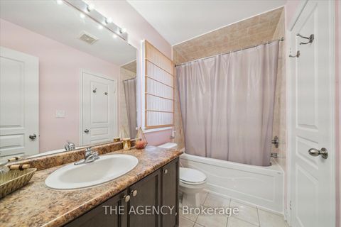 Photo 19 at 32 Timna Crescent, Patterson, Vaughan