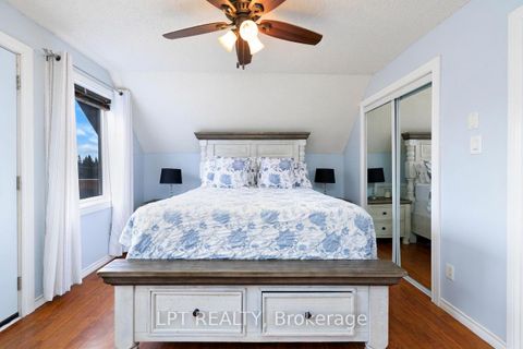 Photo 11 at 11 Hardwood Drive, Sutton & Jackson's Point, Georgina