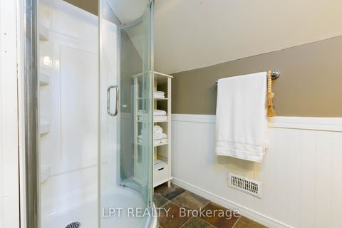 Photo 18 at 11 Hardwood Drive, Sutton & Jackson's Point, Georgina