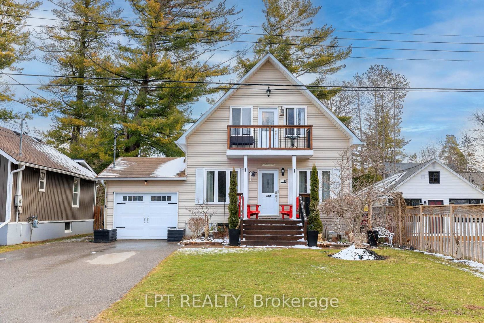 11 Hardwood Drive, Sutton & Jackson