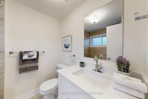 Photo 23 at 63 - 18 Brandy Lane Way N, Central Newmarket, Newmarket