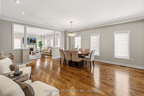 Photo 5 at 2 Daniel Bram Drive, Patterson, Vaughan