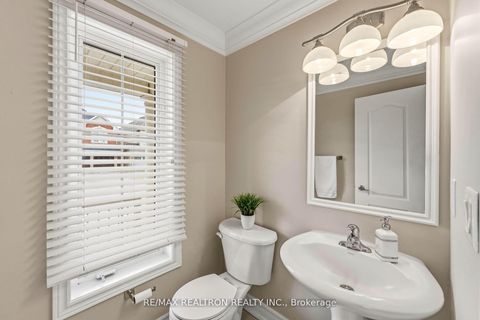 Photo 18 at 2 Daniel Bram Drive, Patterson, Vaughan