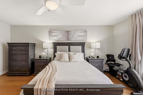 Photo 23 at 2 Daniel Bram Drive, Patterson, Vaughan