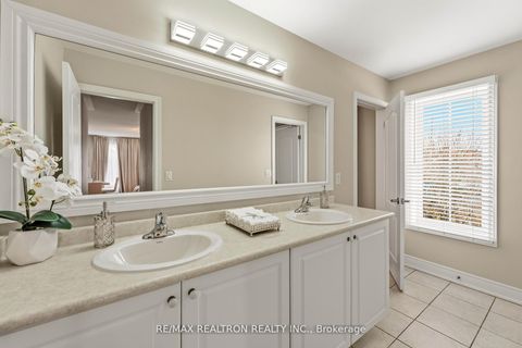 Photo 28 at 2 Daniel Bram Drive, Patterson, Vaughan