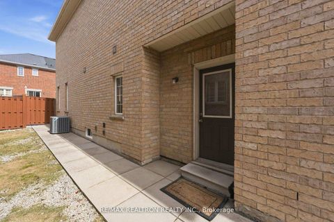 Photo 39 at 2 Daniel Bram Drive, Patterson, Vaughan