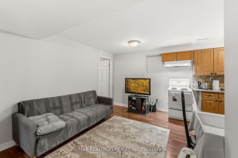 Photo 40 at 2 Daniel Bram Drive, Patterson, Vaughan