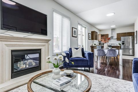 Photo 13 at 31 Weekes Avenue, Oak Ridges, Richmond Hill