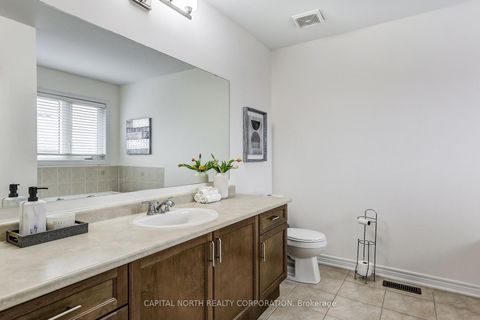 Photo 21 at 31 Weekes Avenue, Oak Ridges, Richmond Hill