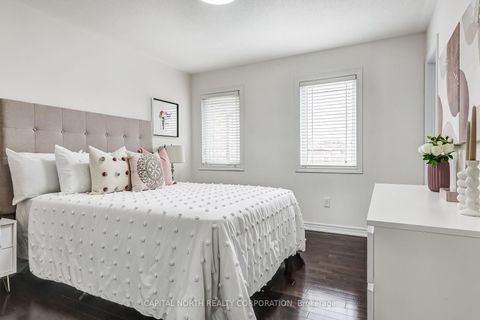 Photo 28 at 31 Weekes Avenue, Oak Ridges, Richmond Hill