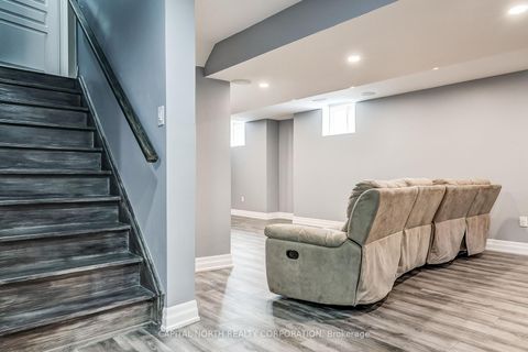 Photo 29 at 31 Weekes Avenue, Oak Ridges, Richmond Hill