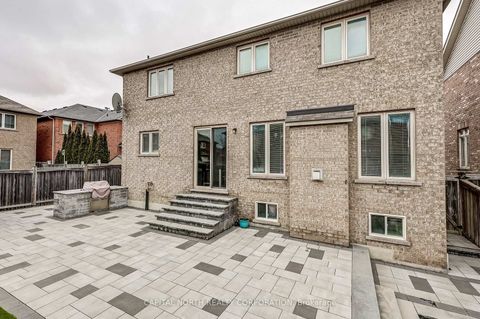 Photo 38 at 31 Weekes Avenue, Oak Ridges, Richmond Hill