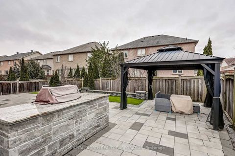 Photo 40 at 31 Weekes Avenue, Oak Ridges, Richmond Hill