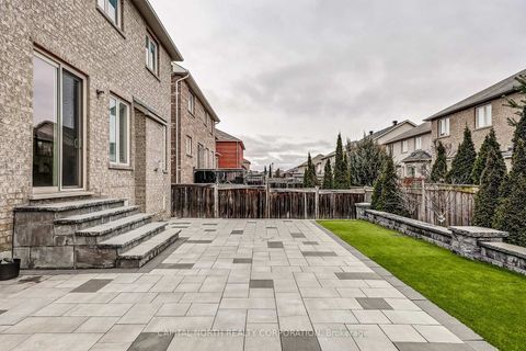 Photo 42 at 31 Weekes Avenue, Oak Ridges, Richmond Hill