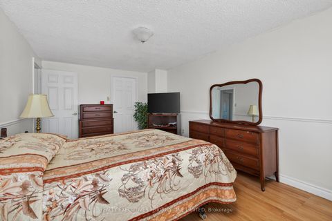 Photo 23 at 346 Darlington Crescent, London, Newmarket