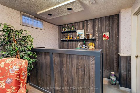 Photo 32 at 346 Darlington Crescent, London, Newmarket