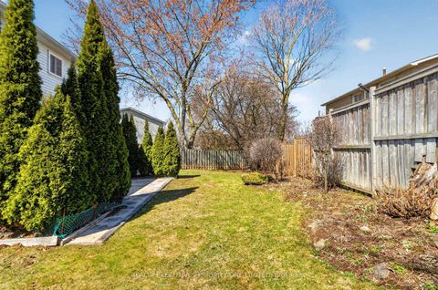 Photo 38 at 346 Darlington Crescent, London, Newmarket