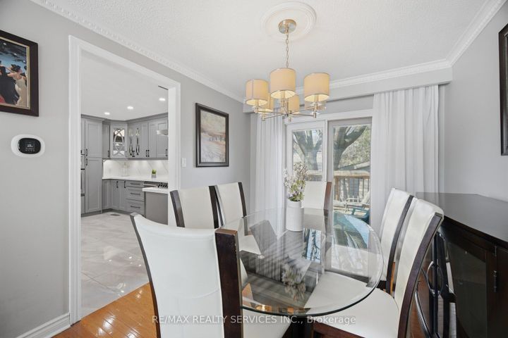 Photo 12 at 68 Elgin Drive, Brampton South, Brampton