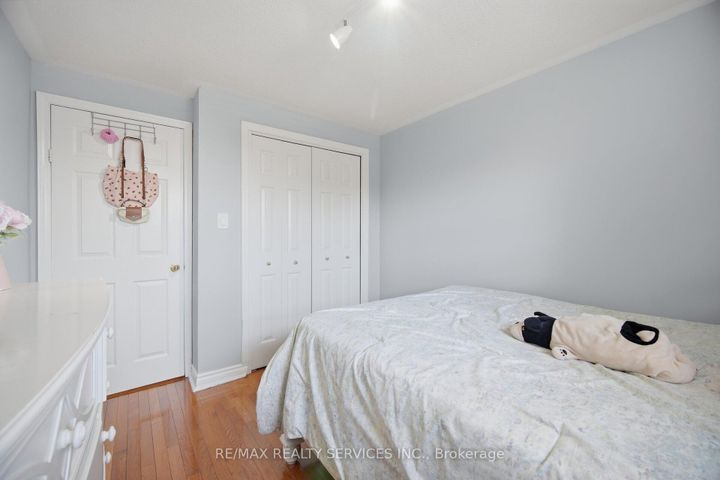 Photo 24 at 68 Elgin Drive, Brampton South, Brampton