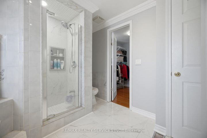 Photo 27 at 68 Elgin Drive, Brampton South, Brampton