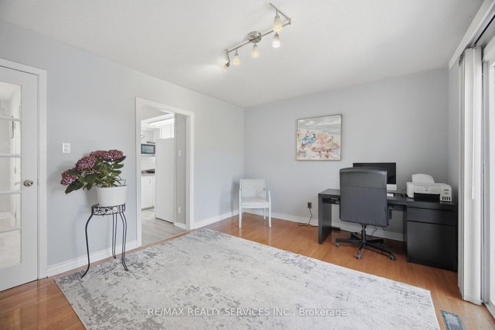 Photo 30 at 68 Elgin Drive, Brampton South, Brampton