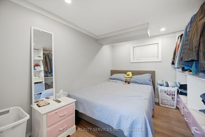 Photo 38 at 68 Elgin Drive, Brampton South, Brampton