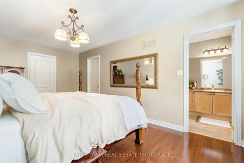 Photo 13 at 272 Tom Taylor Crescent, Summerhill Estates, Newmarket