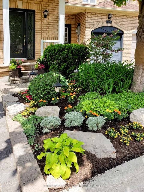 Photo 27 at 272 Tom Taylor Crescent, Summerhill Estates, Newmarket