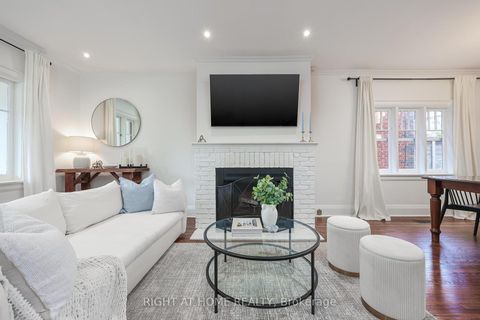 Photo 6 at 568 Hillsdale Avenue E, Mount Pleasant East, Toronto