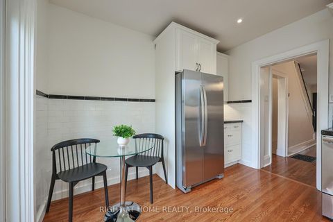 Photo 15 at 568 Hillsdale Avenue E, Mount Pleasant East, Toronto
