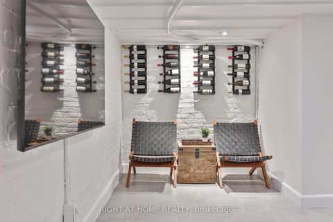 Photo 24 at 568 Hillsdale Avenue E, Mount Pleasant East, Toronto